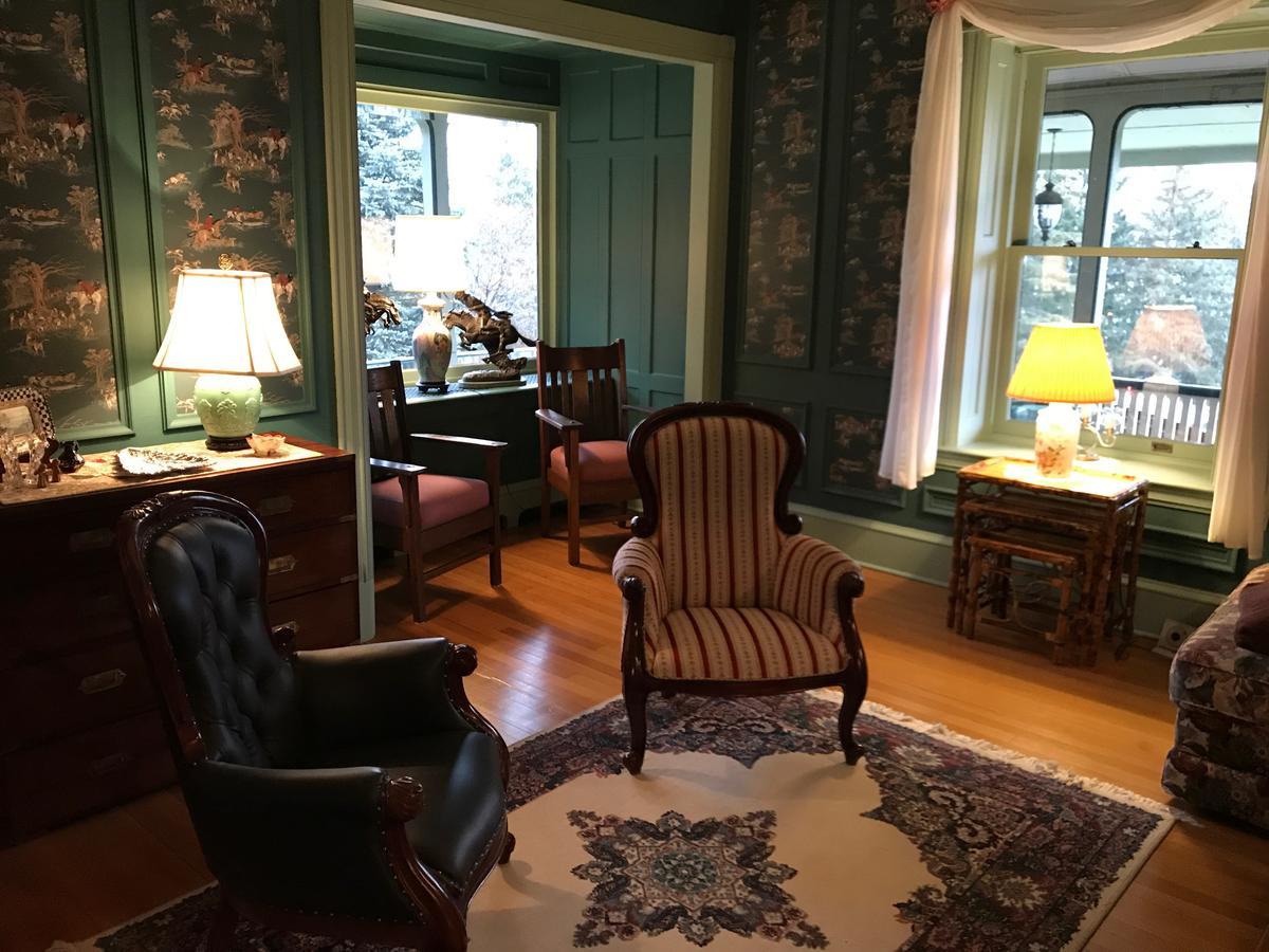 Idlwilde Inn Watkins Glen Εξωτερικό φωτογραφία